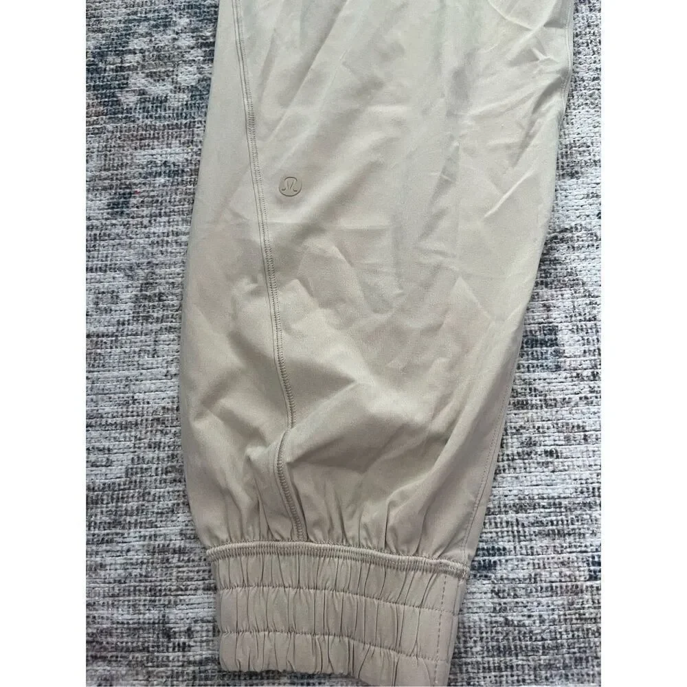 NWT Lululemon Sun Setter Jogger